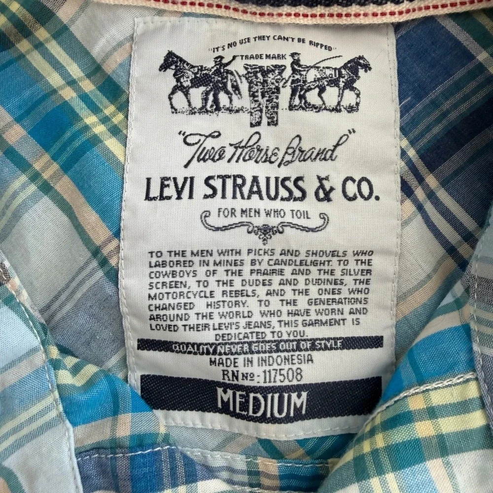 Levi's Plaid Button-Up Shirt Blue Yellow Long Sleeve Casual Men's Size Medium